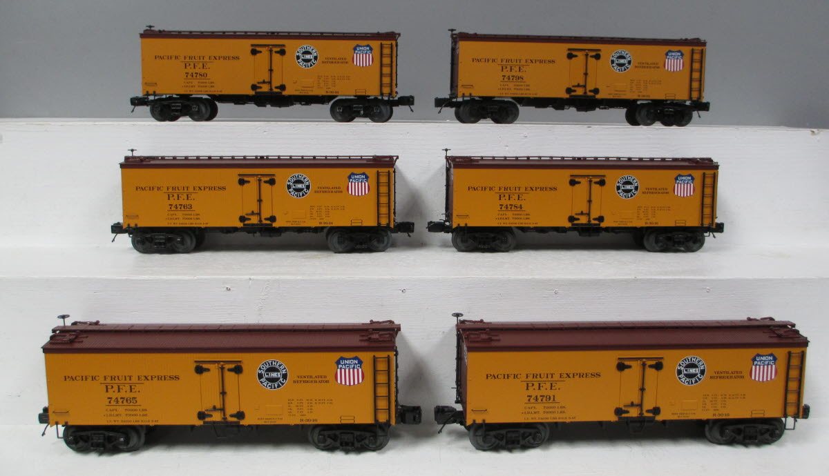 MTH 20-90692 O Pacific Fruit Express 36' Woodsided Reefer 6-Car Set MT/Box