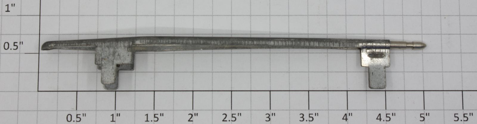 Lionel 13011-120 Right Hand Center Rail with Pin