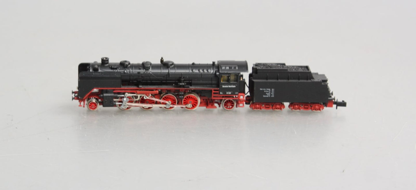 Arnold 2511 N Scale DR Deutsche Reichsbahn Locomotive  and Tender #41 001 LN/Box