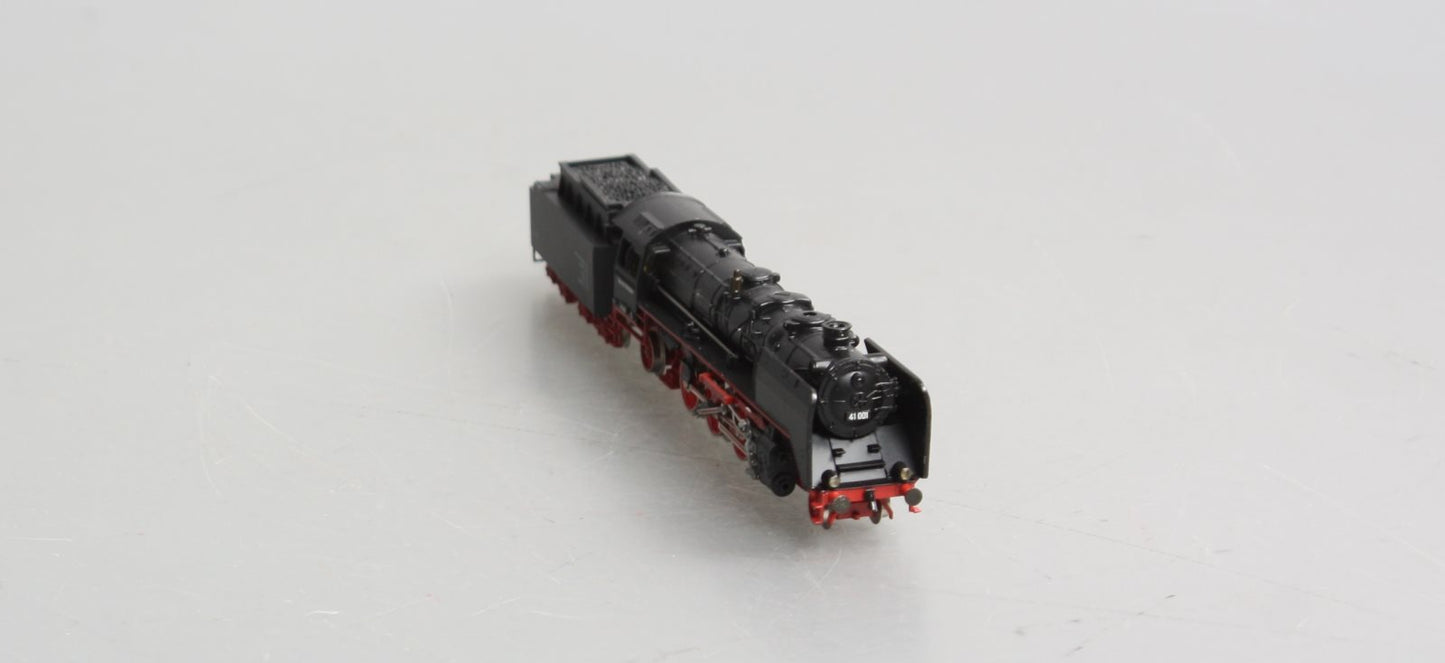 Arnold 2511 N Scale DR Deutsche Reichsbahn Locomotive  and Tender #41 001 LN/Box