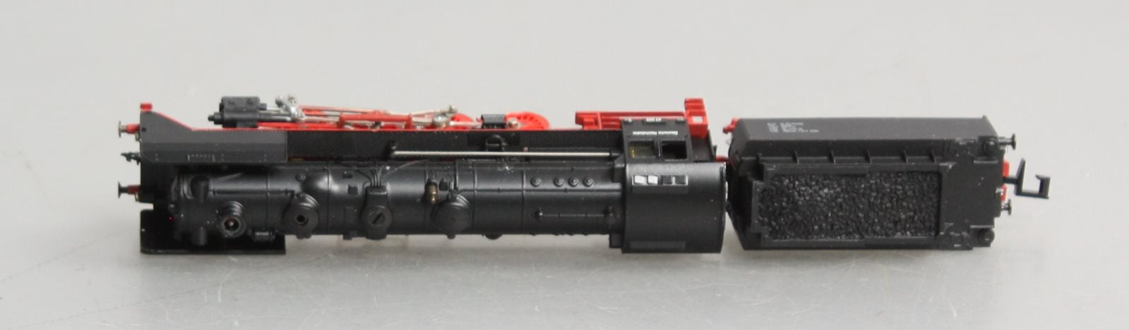 Arnold 2511 N Scale DR Deutsche Reichsbahn Locomotive  and Tender #41 001 LN/Box