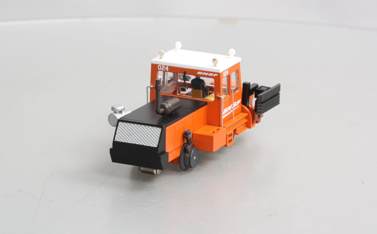 Lionel 2135080 O Burlington Northern Santa Fe TMCC Ballast Tamper NIB