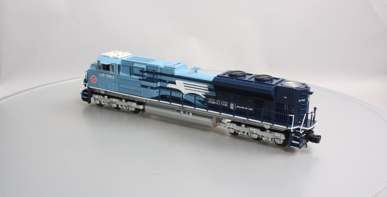 Lionel 2333220 O BTO UP MP Heritage Legacy SD70ACE Diesel Locomotive #1988