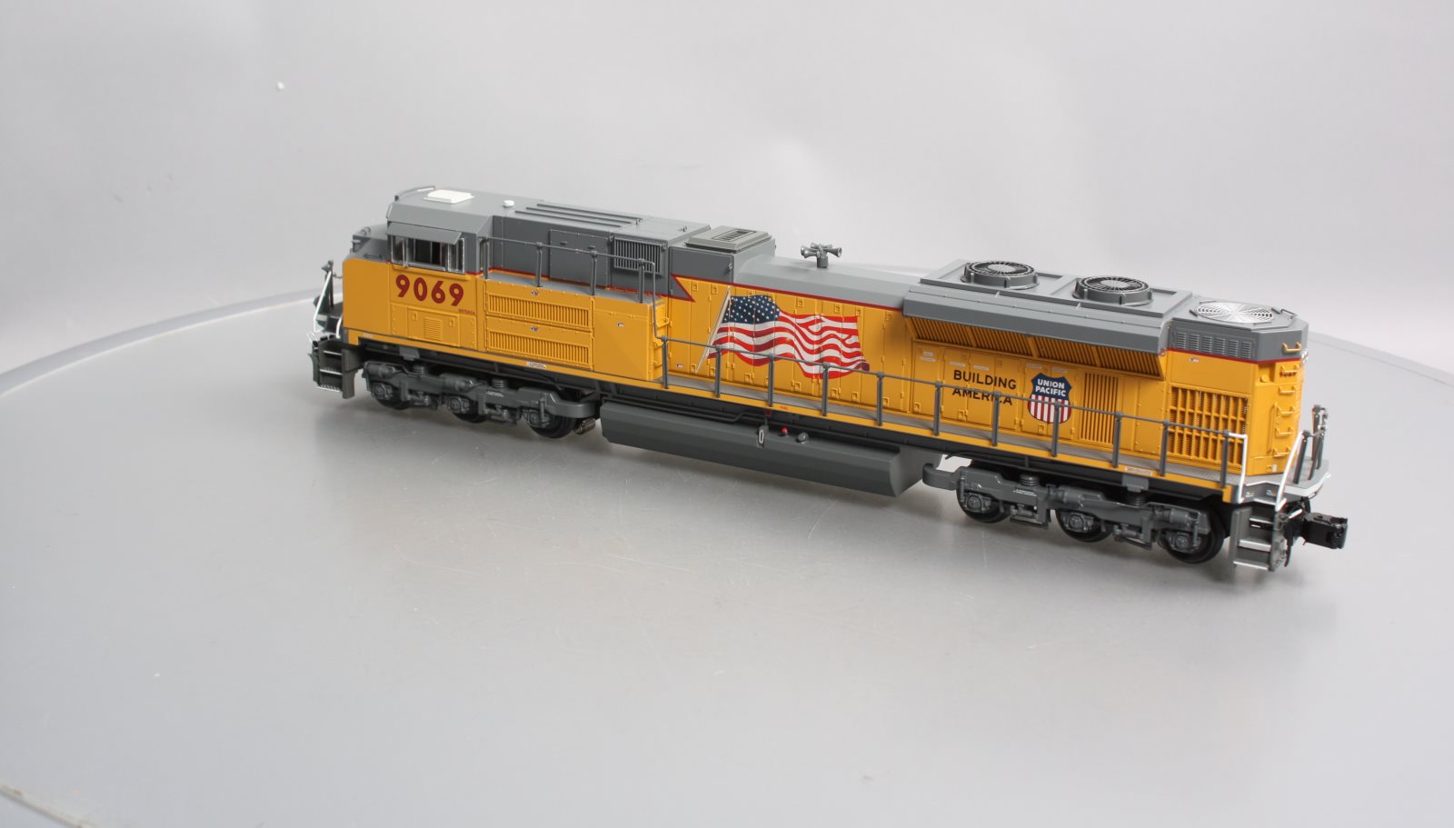 Lionel 2033322 O Union Pacific SD70AH Diesel Locomotive #9069