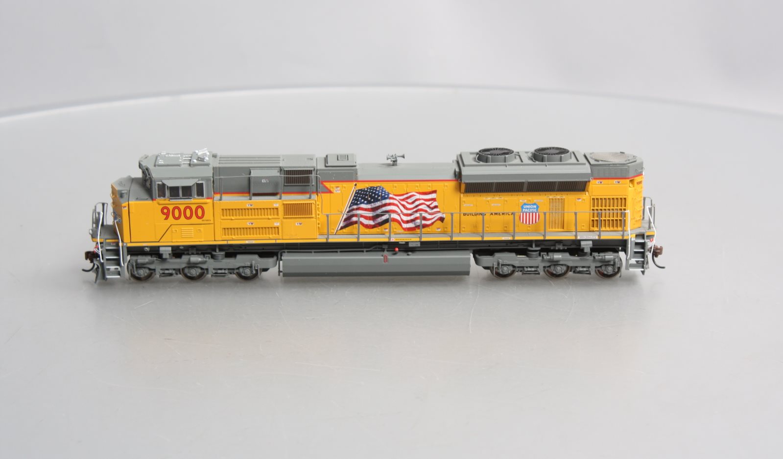 Athearn G89830 HO Union Pacific SD70ACe Diesel Locomotive with DCC & Sound #9000