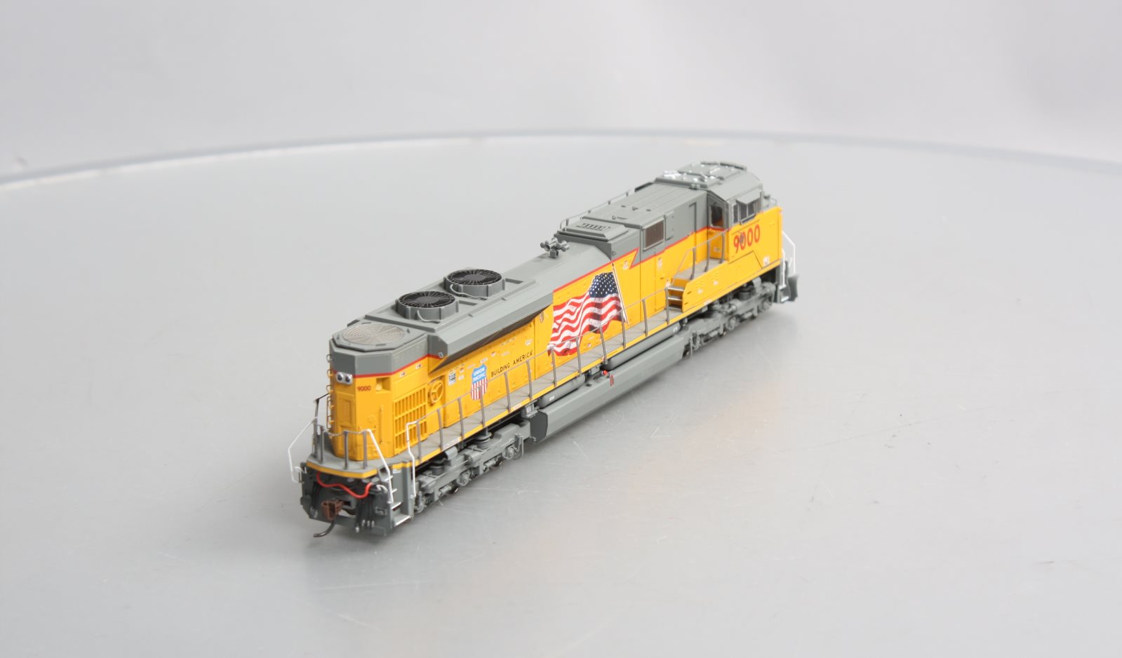 Athearn G89830 HO Union Pacific SD70ACe Diesel Locomotive with DCC & Sound #9000