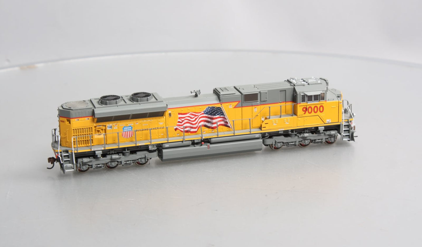 Athearn G89830 HO Union Pacific SD70ACe Diesel Locomotive with DCC & Sound #9000