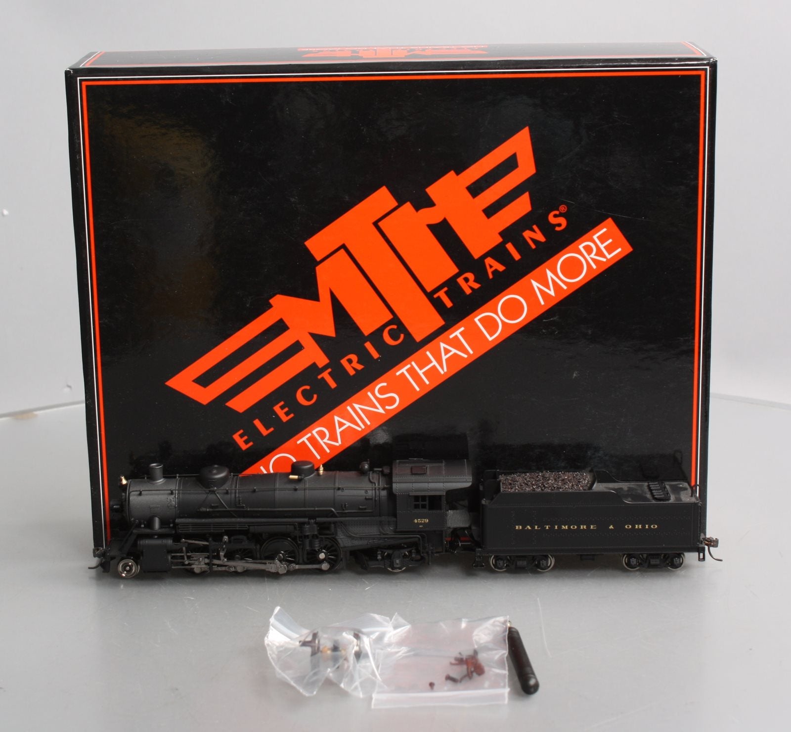 MTH 80-3132-1 Baltimore & Ohio HO 2-8-2 USRA Lt. Mikado Steam w/Proto-Sound 3.0
