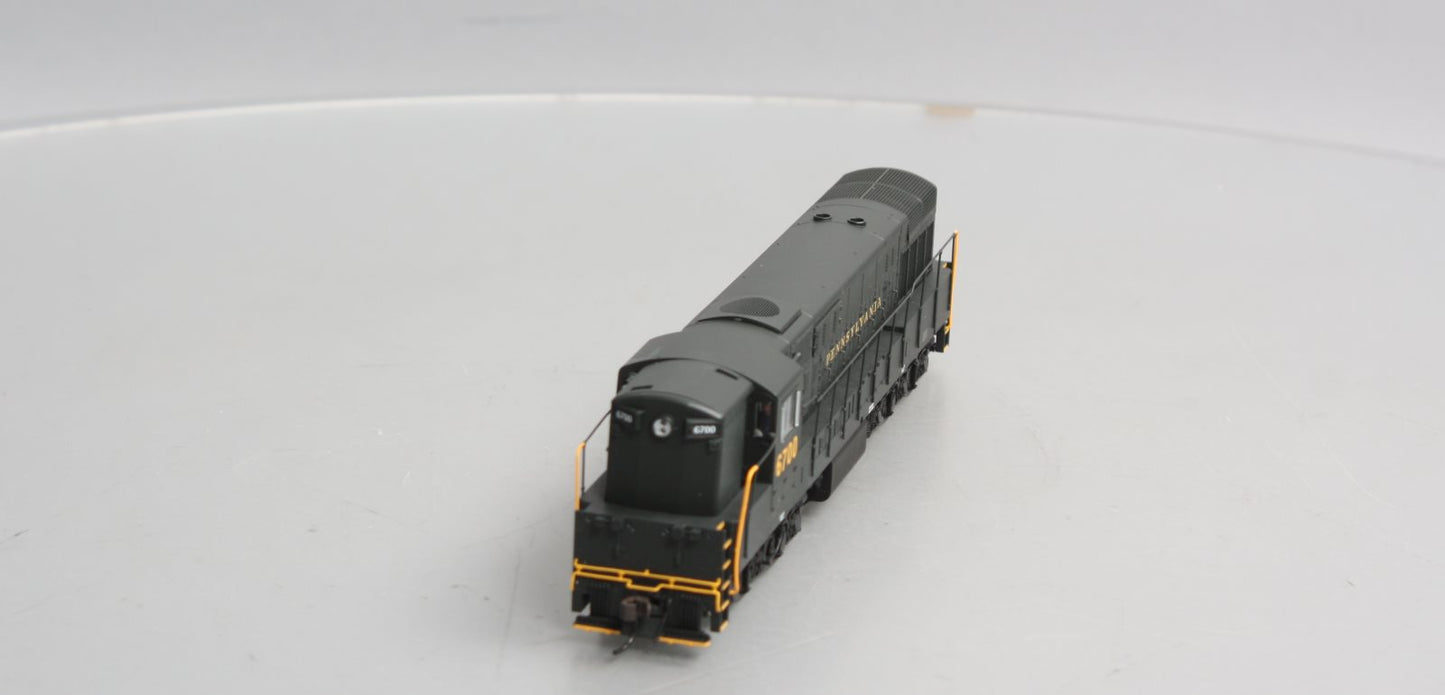 Atlas 7880 HO Pennsylvania Railroad Trainmaster Phase 2 Locomotive #6700