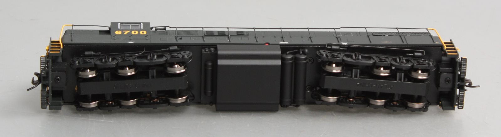 Atlas 7880 HO Pennsylvania Railroad Trainmaster Phase 2 Locomotive #6700
