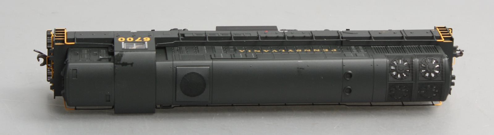 Atlas 7880 HO Pennsylvania Railroad Trainmaster Phase 2 Locomotive #6700