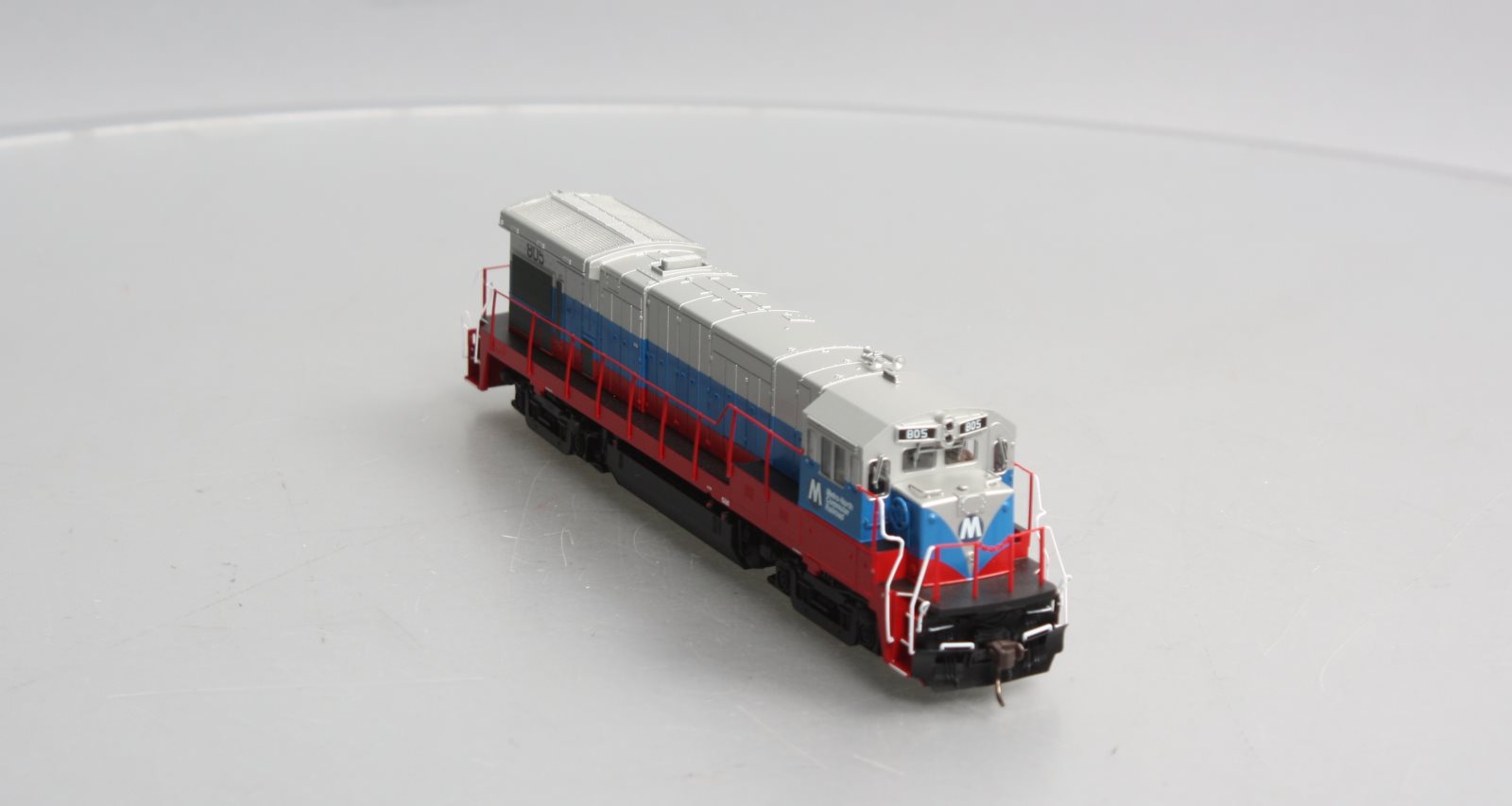 Atlas 10003649 HO Metro-North B23-7 Diesel Locomotive with Sound/DCC #805