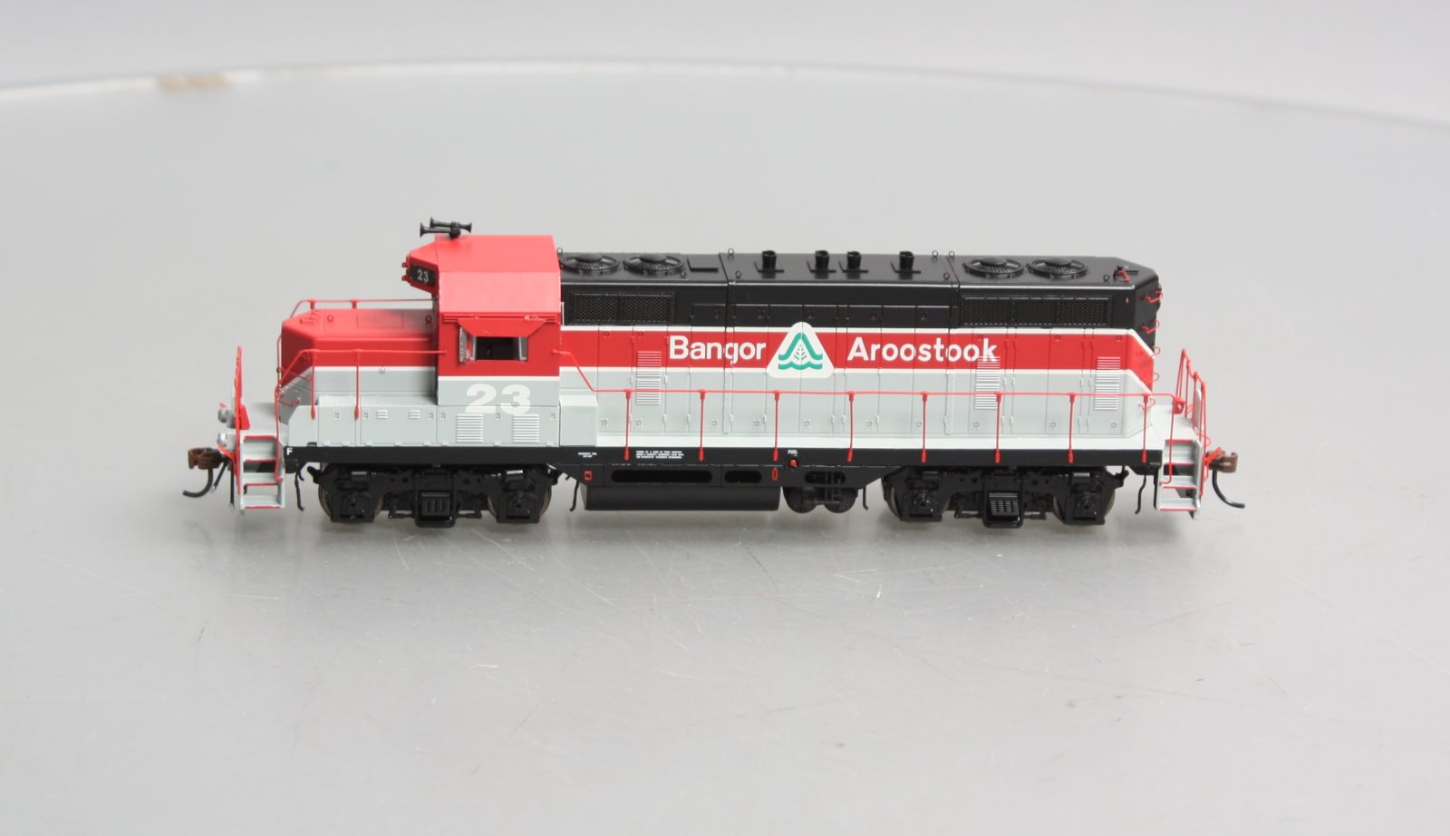 Athearn G78127 HO Bangor & Aroostook GP7U Locomotive #23