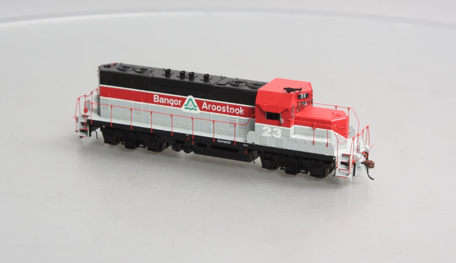 Athearn G78127 HO Bangor & Aroostook GP7U Locomotive #23