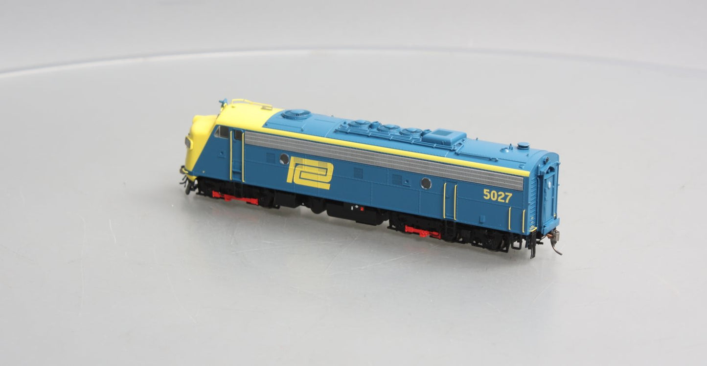Rapido Trains 14036 HO Penn Central EMD FL9 Diesel Locomotive #5027