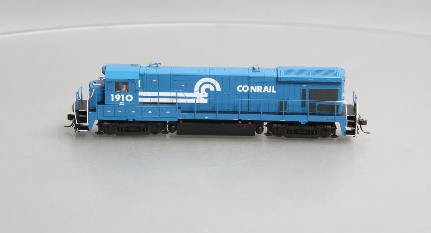 Atlas 10003621 HO Conrail B23-7 Phase 1 Low Nose Silver Diesel Locomotive #1910
