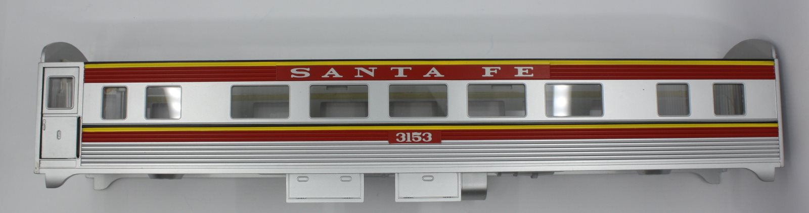 Lionel 29093-7 #3153 ATSF Streamlined Passenger Car Shell