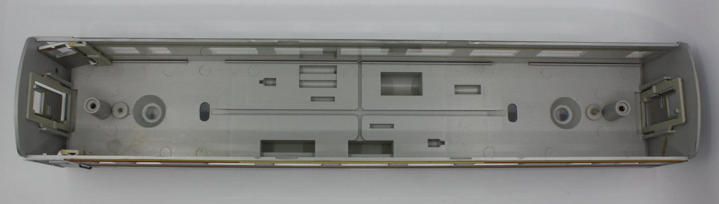Lionel 29093-7 #3153 ATSF Streamlined Passenger Car Shell