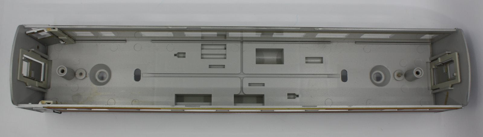 Lionel 29093-7 #3153 ATSF Streamlined Passenger Car Shell