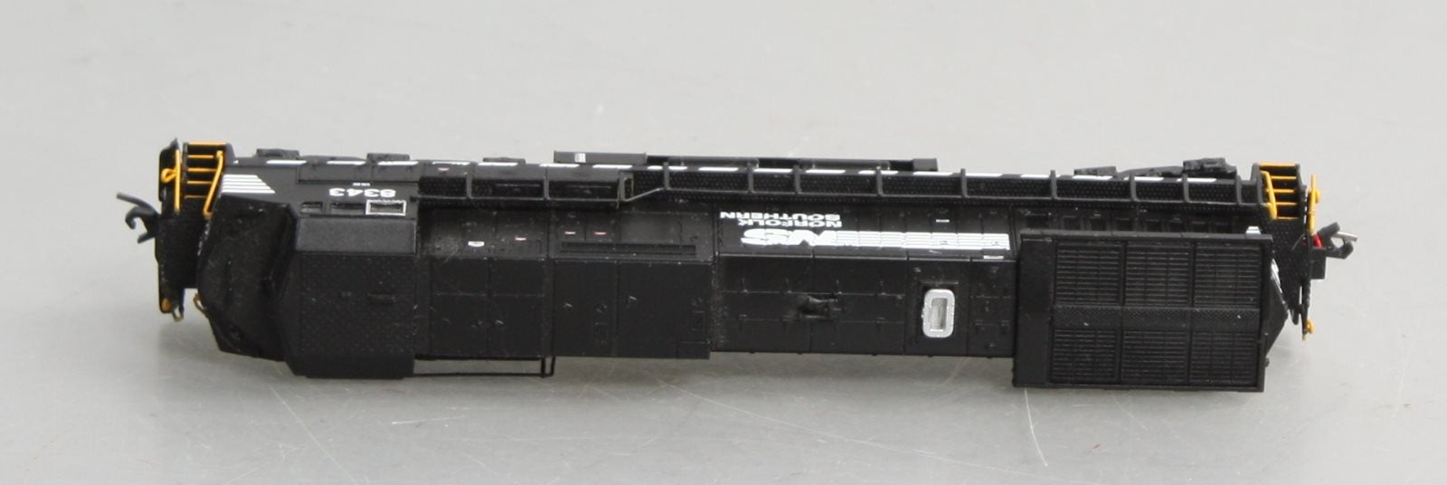 Atlas 40004223 N Scale Norfolk Southern Dash 8-40Cw Diesel #8343 w/ DCC & Sound