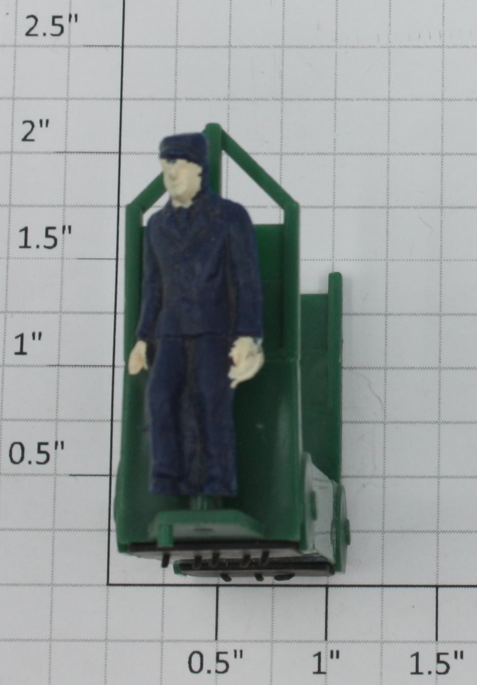Lionel 14236-25 Baggage Truck Green With Operator