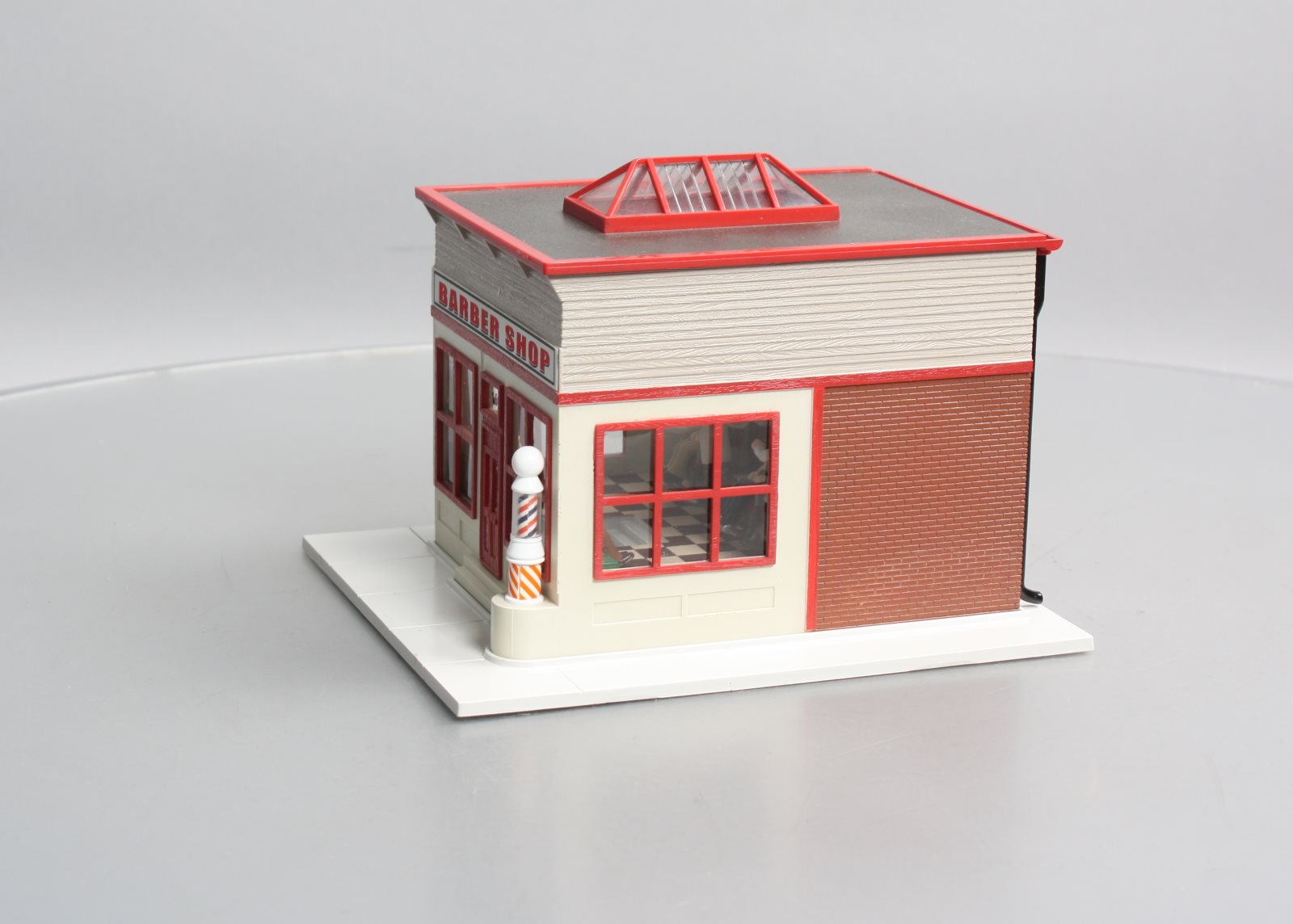 Lionel 6-14168 O Harry's Operating Barber Shop