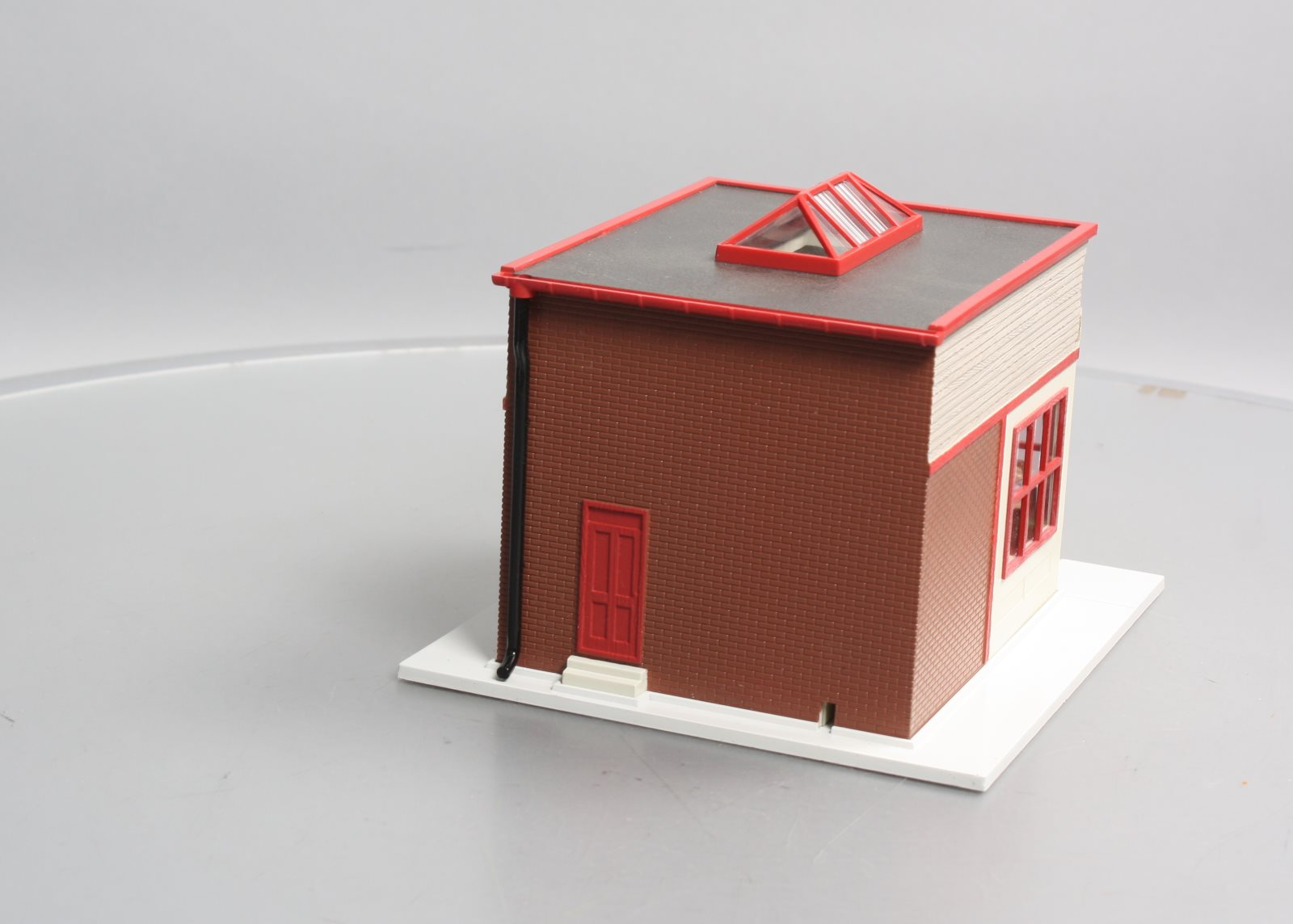 Lionel 6-14168 O Harry's Operating Barber Shop