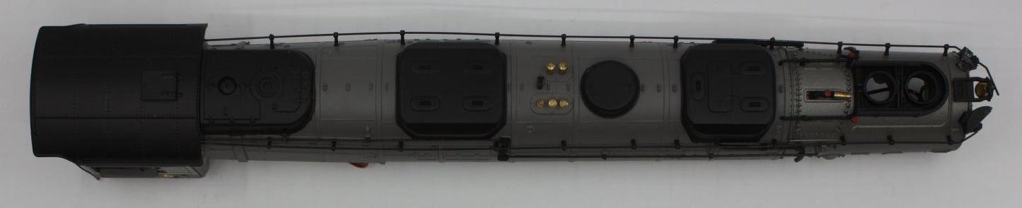 Lionel 58004-2 #3976 Challenger Locomotive Body Shell with Broken Headlight