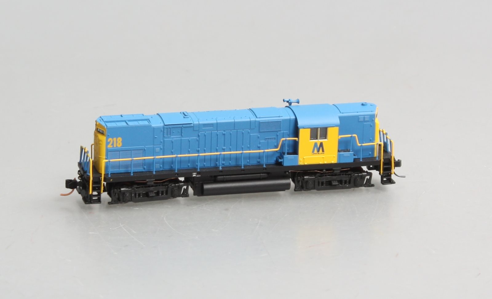 Atlas 40000341 N Scale Long Island C420 Ph.1 High Nose #218