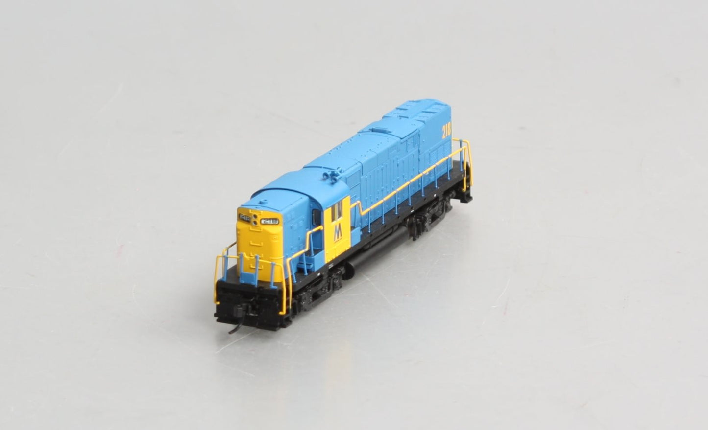 Atlas 40000341 N Scale Long Island C420 Ph.1 High Nose #218