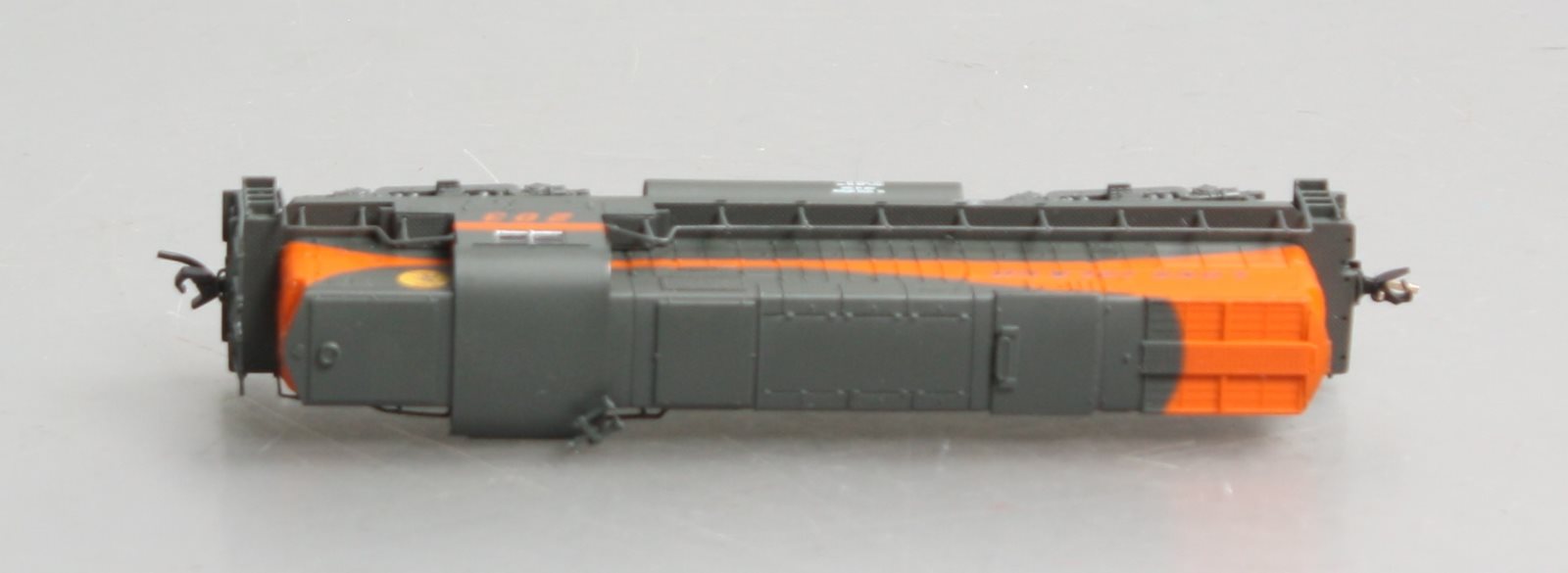Atlas 40000138 N Scale Long Island C420 Diesel Locomotive #203