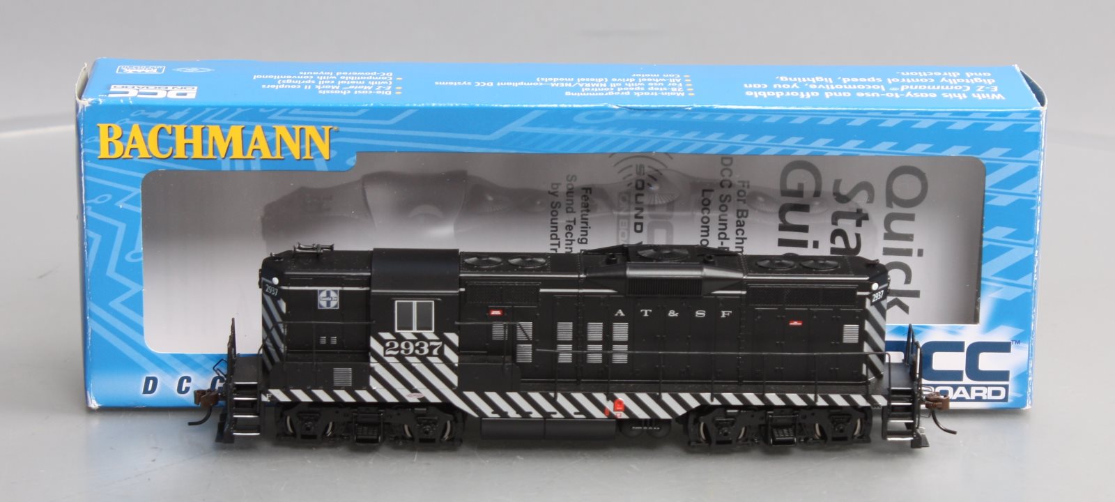 Bachmann 62809 HO Santa Fe GP9 Dynamic Brakes Diesel Locomotive #2937 w/ DCC