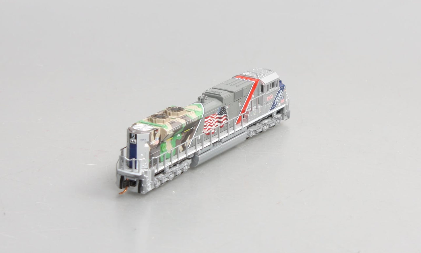 Kato 176-1943 N UP EMD SD70ACe Diesel Locomotive Nose Headlight Version #1943