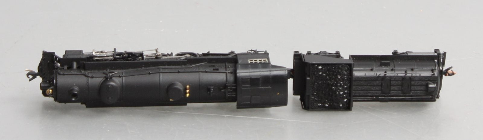 Model Power 7590 N Undecorated 2-8-2 Mikado w/Vanderbilt Tender
