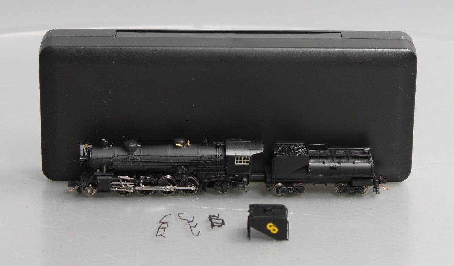 Model Power 7590 N Undecorated 2-8-2 Mikado w/Vanderbilt Tender