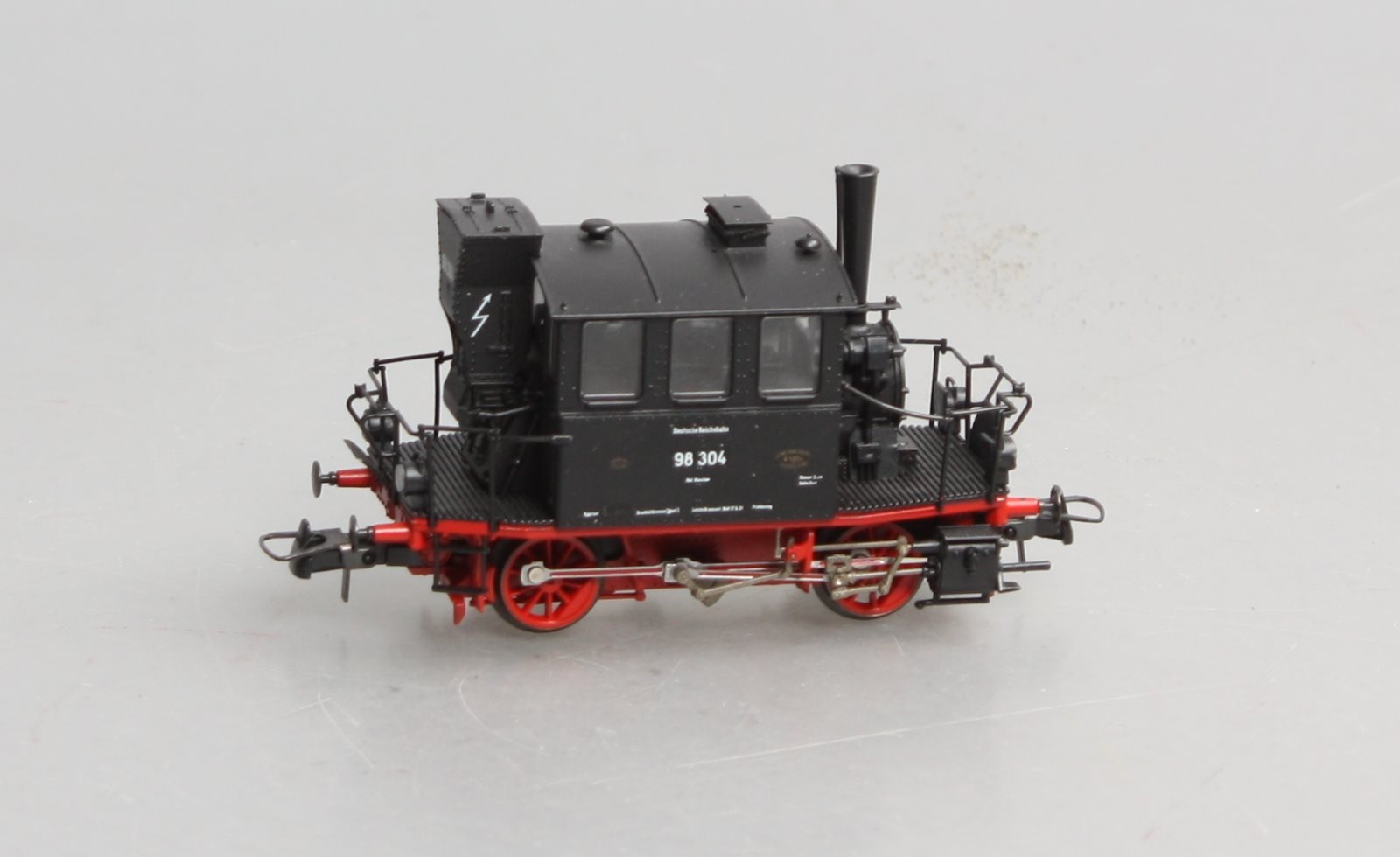 Roco 43257 HO Scale DR Tender Steam Locomotive #98304