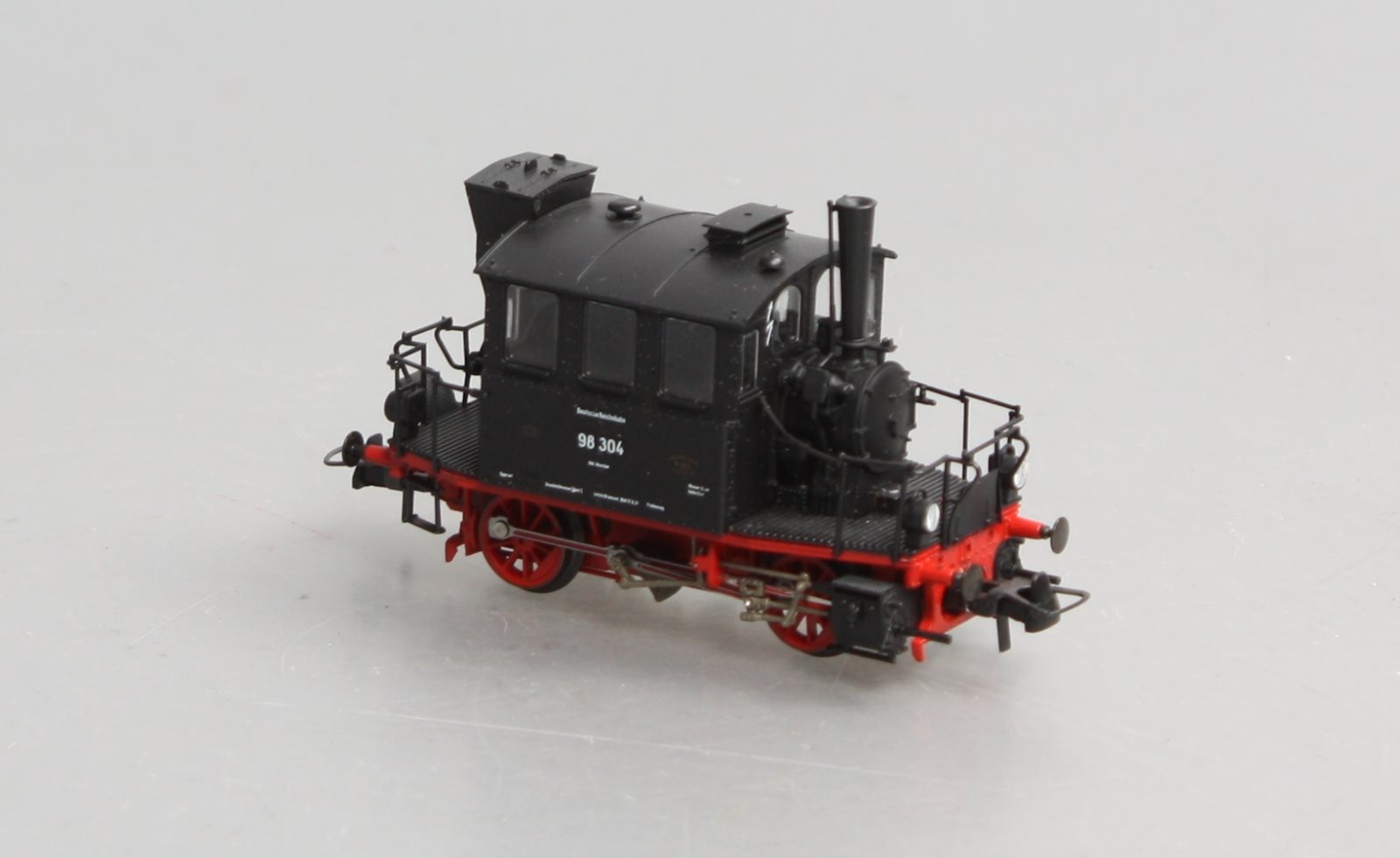 Roco 43257 HO Scale DR Tender Steam Locomotive #98304