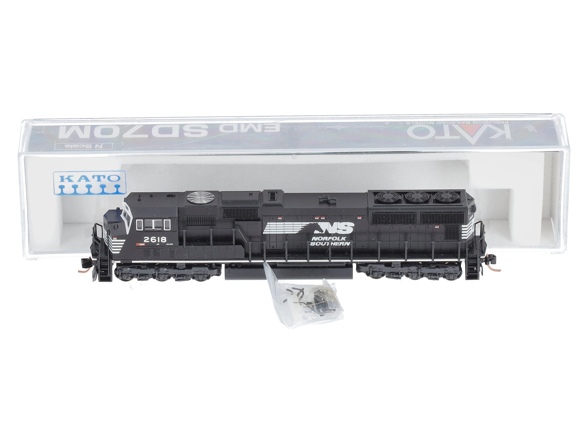 Kato 176-8603 N Scale Norfolk Western Diesel Locomotive #2618