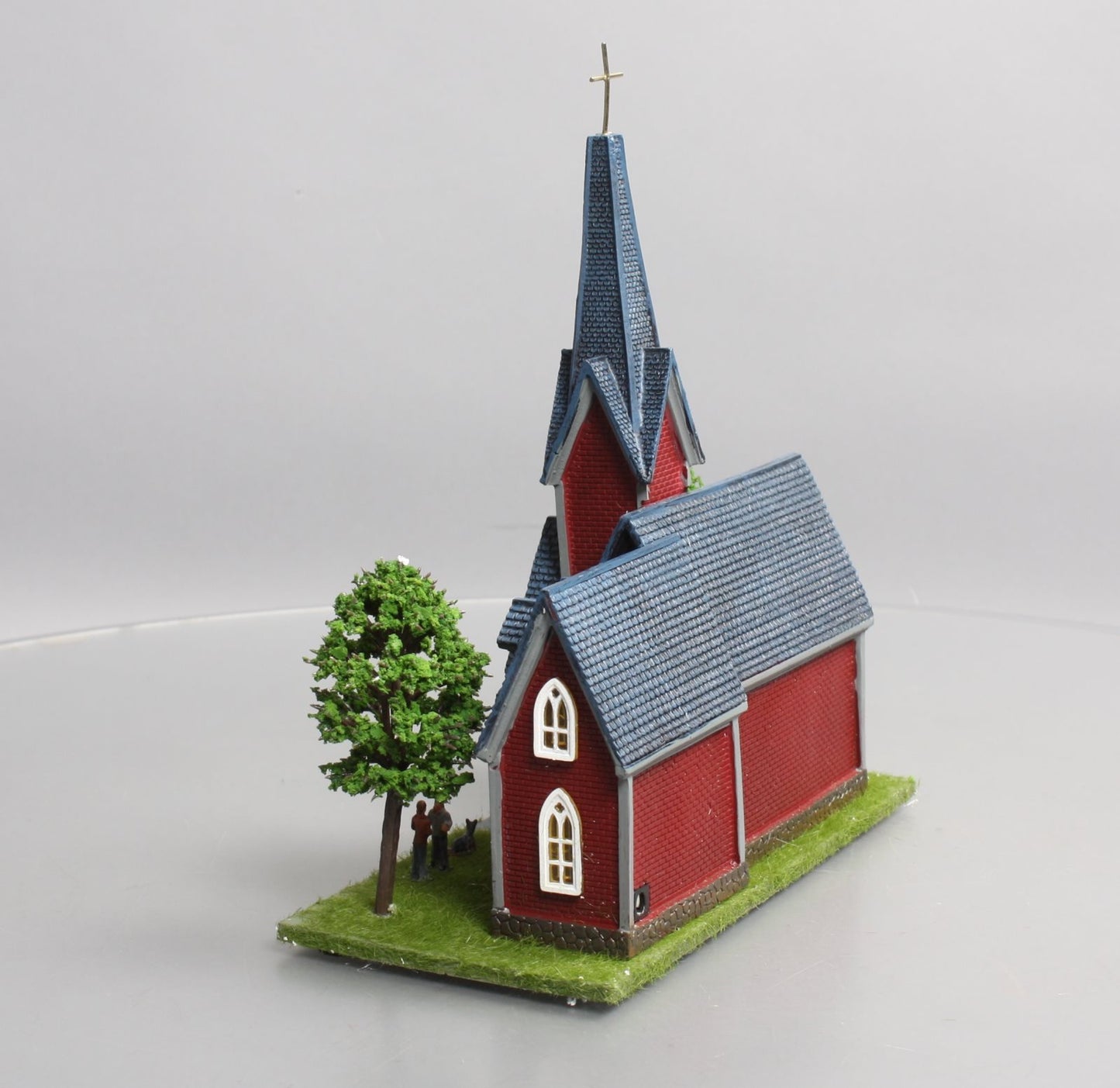 Menards 279-6362 HO Scale Red Church Pre-Built Building
