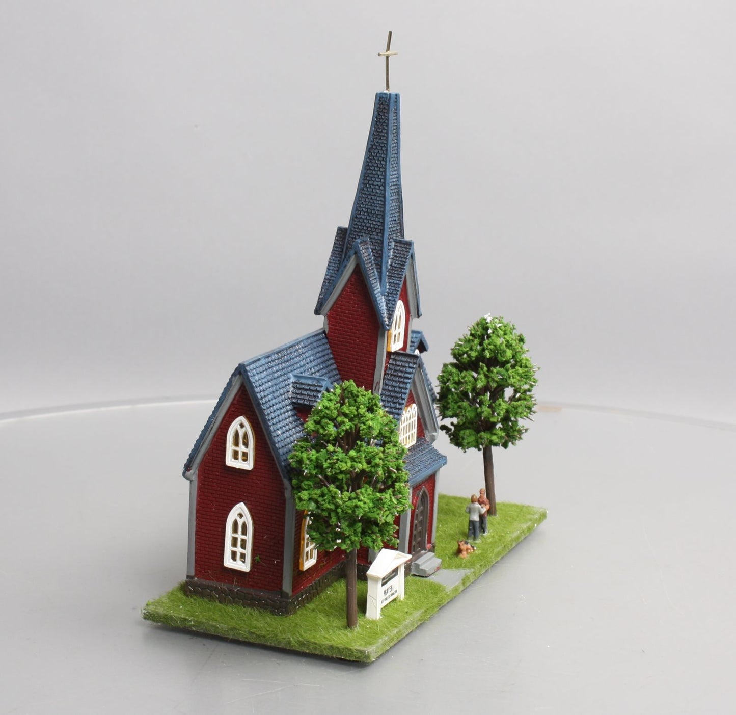 Menards 279-6362 HO Scale Red Church Pre-Built Building