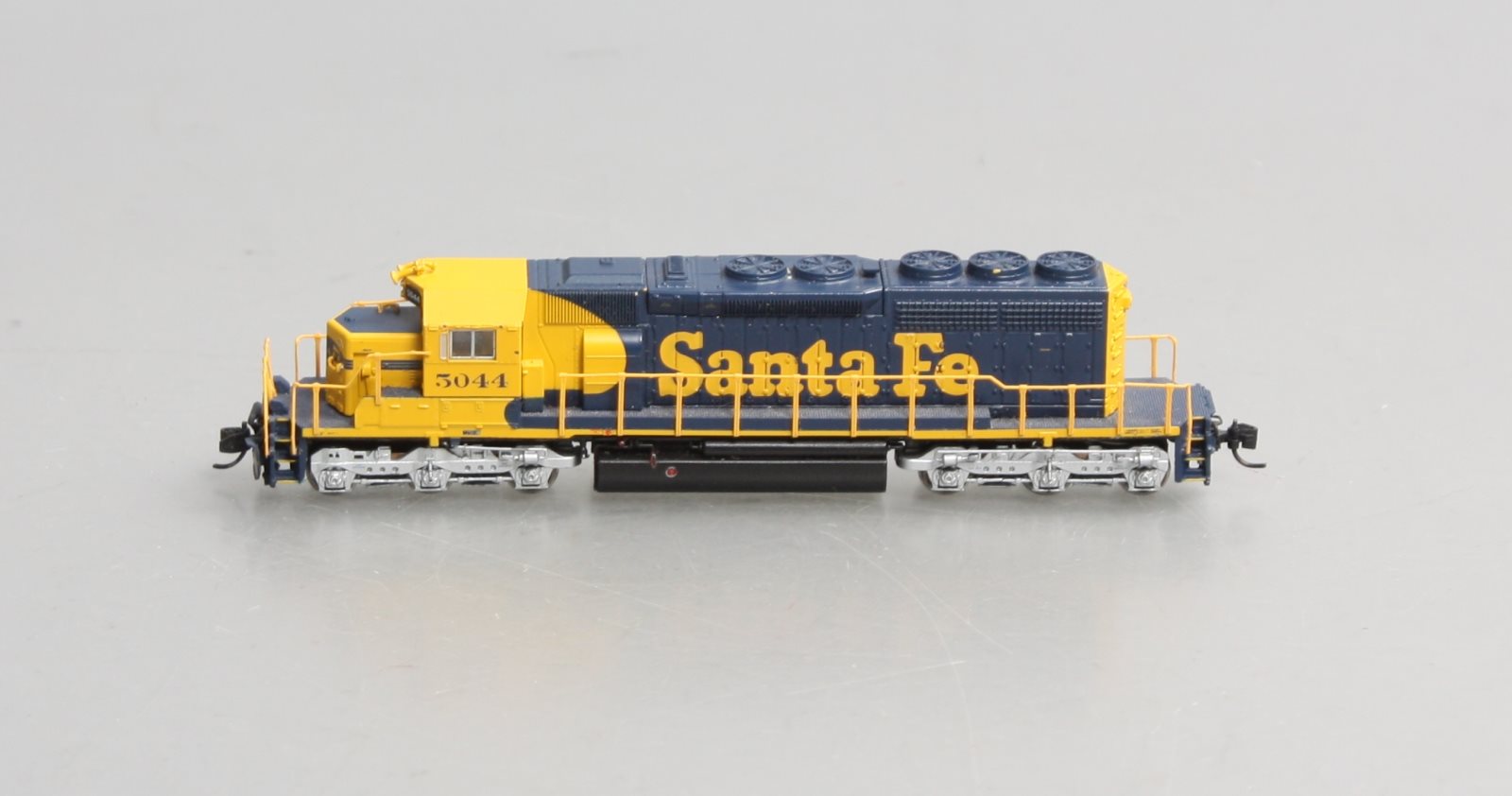 Broadway Limited 3702 N Santa Fe EMD SD40-2 Diesel Loco Paragon3 Sound #5044