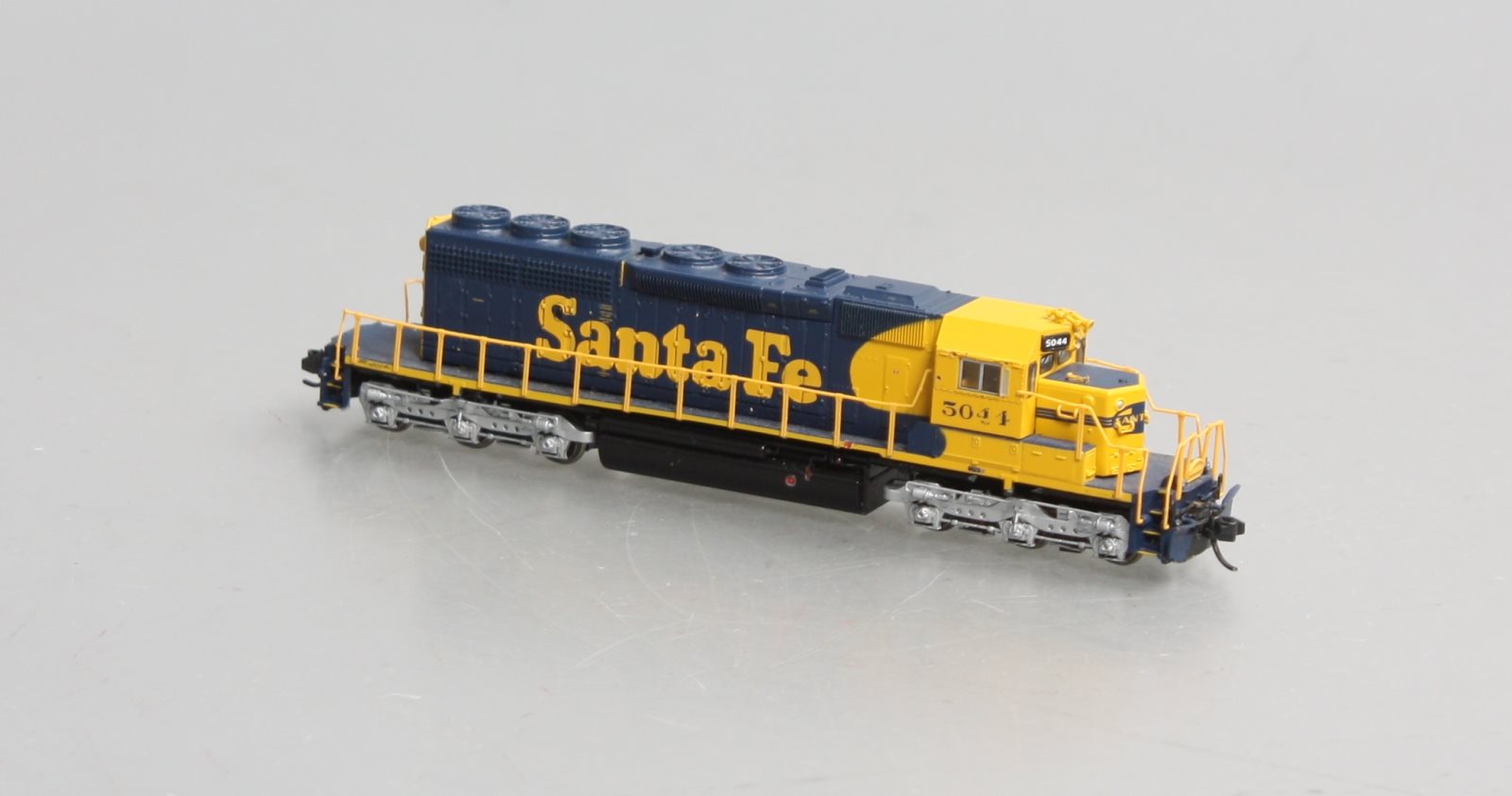 Broadway Limited 3702 N Santa Fe EMD SD40-2 Diesel Loco Paragon3 Sound #5044