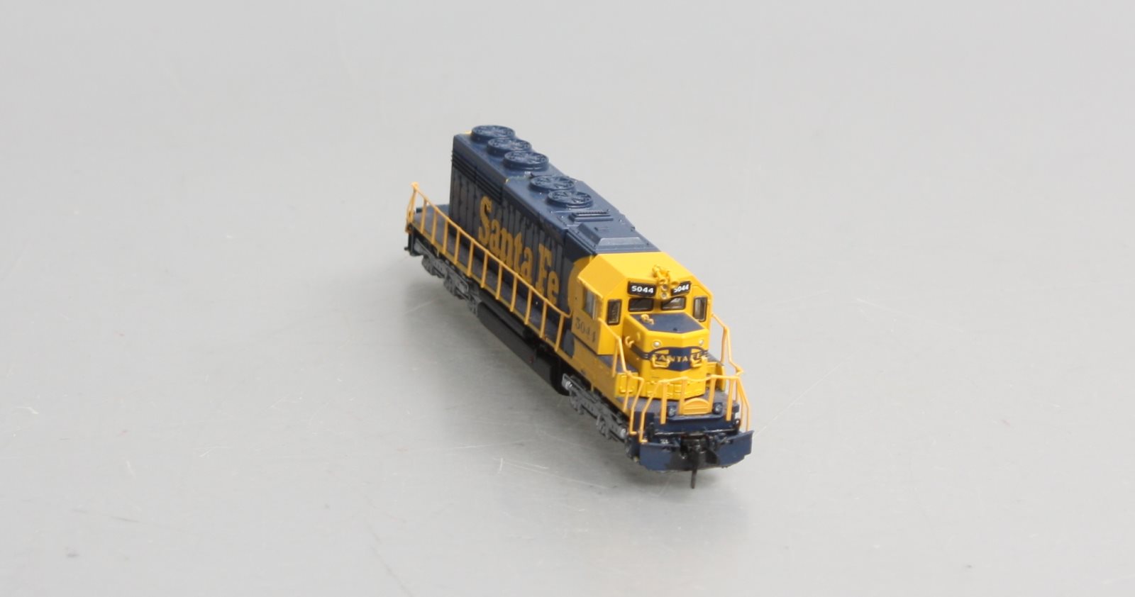 Broadway Limited 3702 N Santa Fe EMD SD40-2 Diesel Loco Paragon3 Sound #5044
