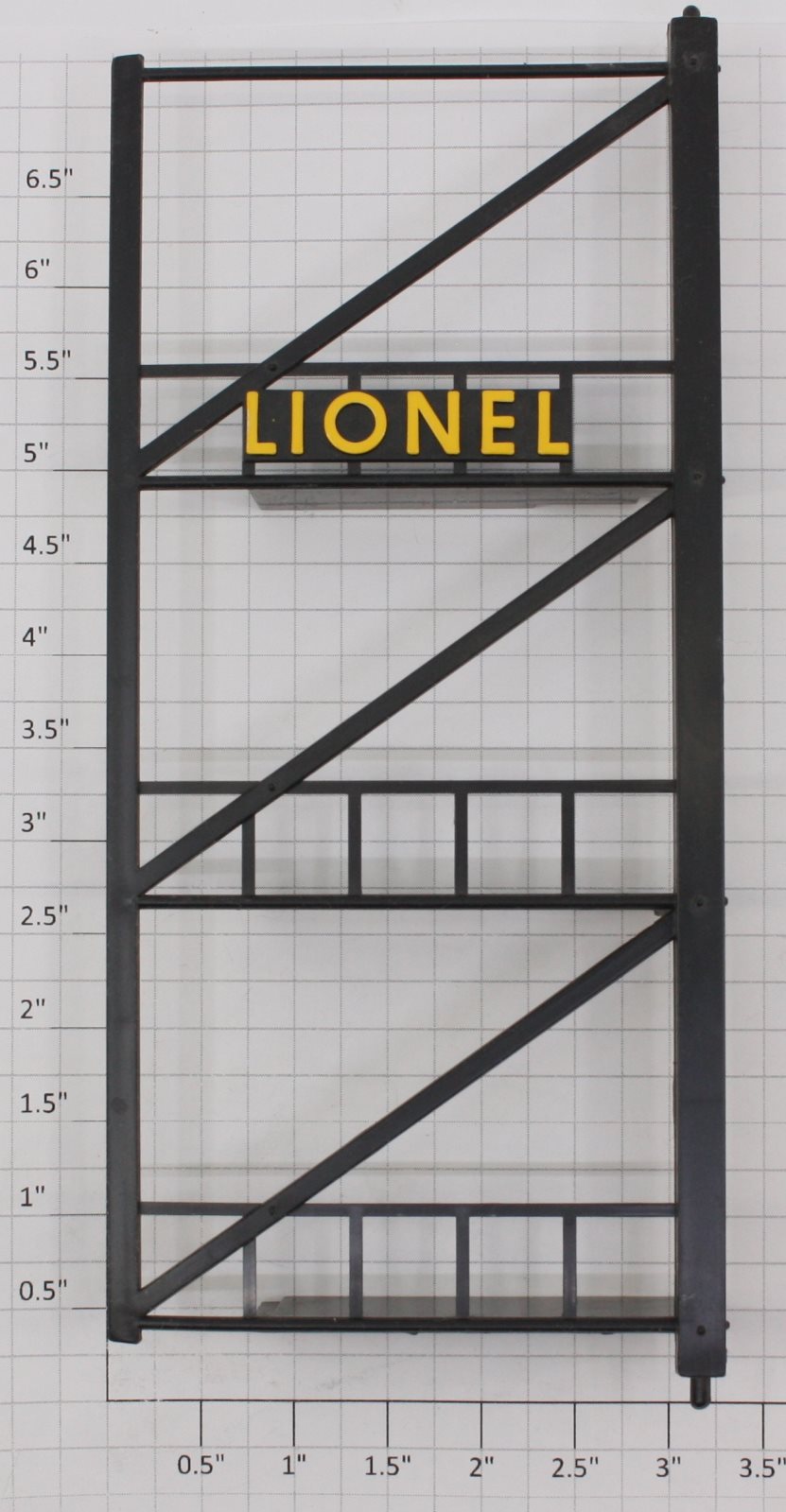 Lionel 192-36 Black Tower Side with Yellow Lionel Lettering