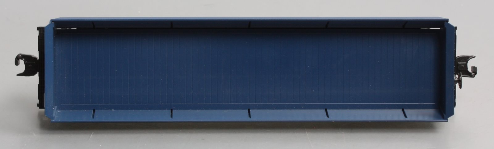 MTH 30-79137 O Gauge Alaska Dump Car #463 w/Operating Bay & Pipe Load NIB