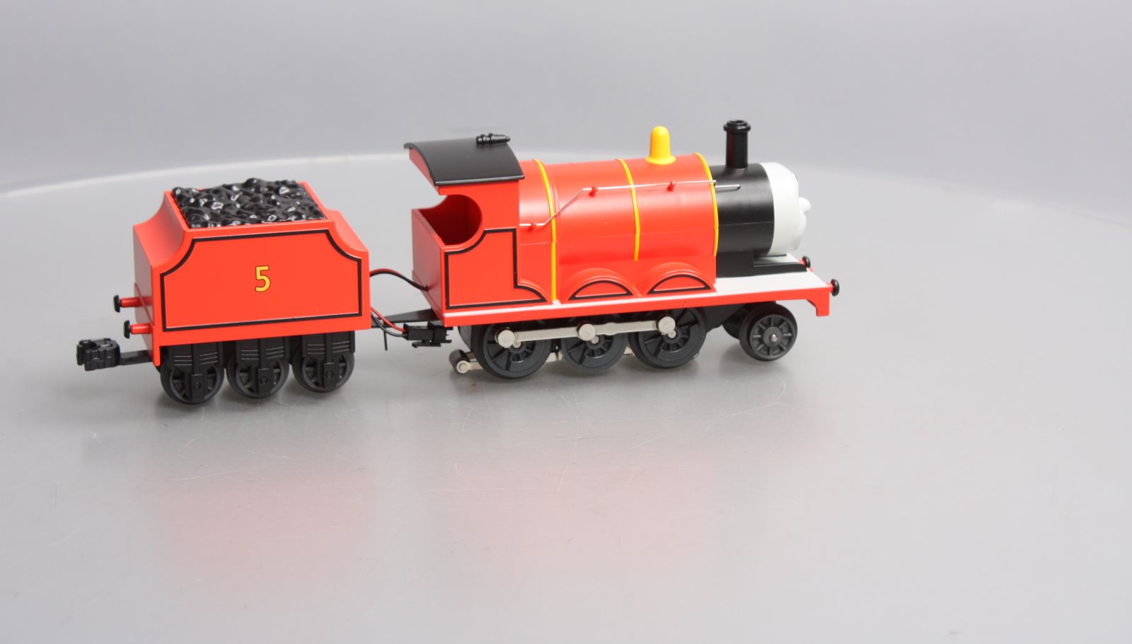 Lionel 1823021 O Thomas and Friends James LionChief Remote System and Bluetooth