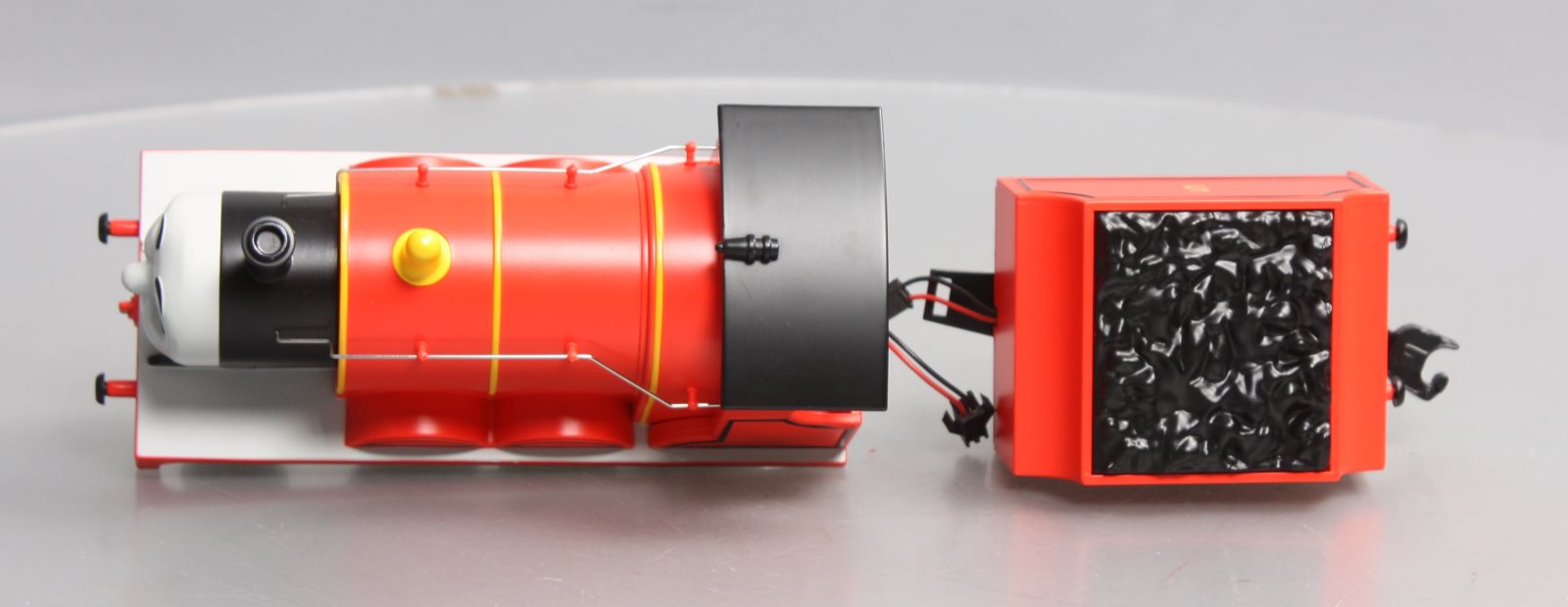 Lionel 1823021 O Thomas and Friends James LionChief Remote System and Bluetooth