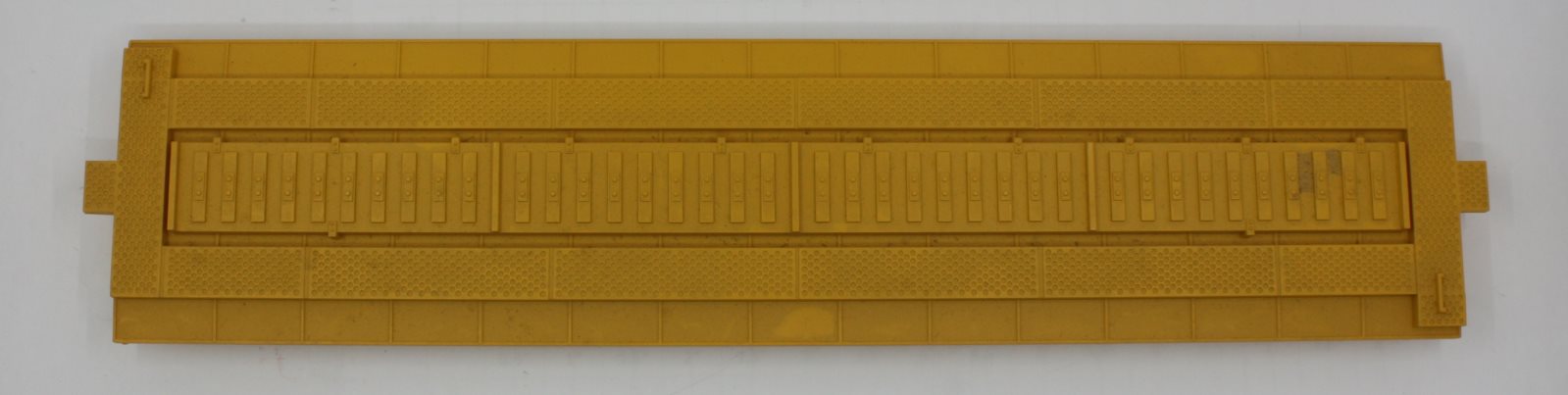 Lionel 17123-14 Yellow Hopper Cover