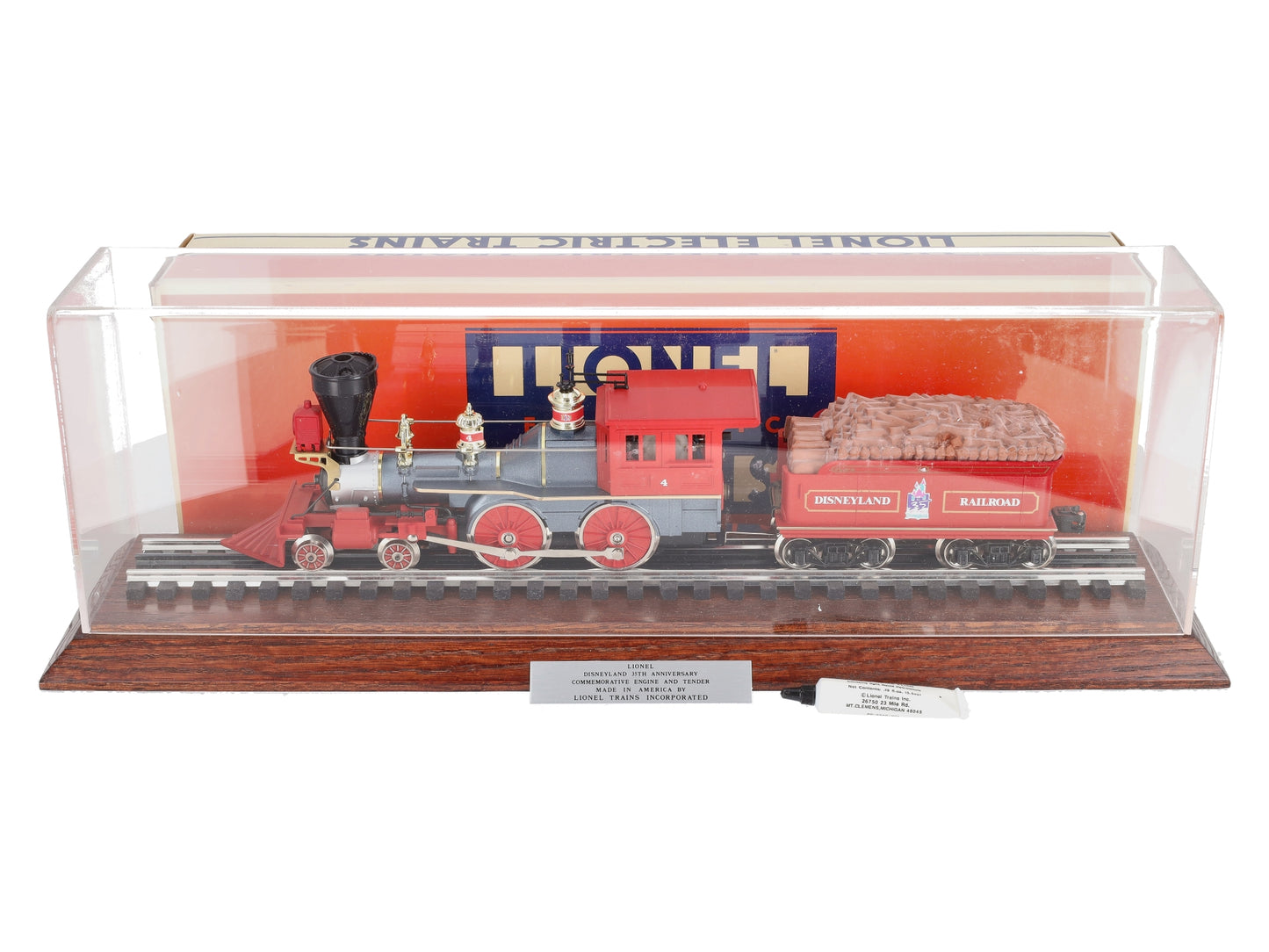 Lionel 6-18008 Disneyland 4-4-0 Steam Locomotive & Tender #4 w/Display Case NIB