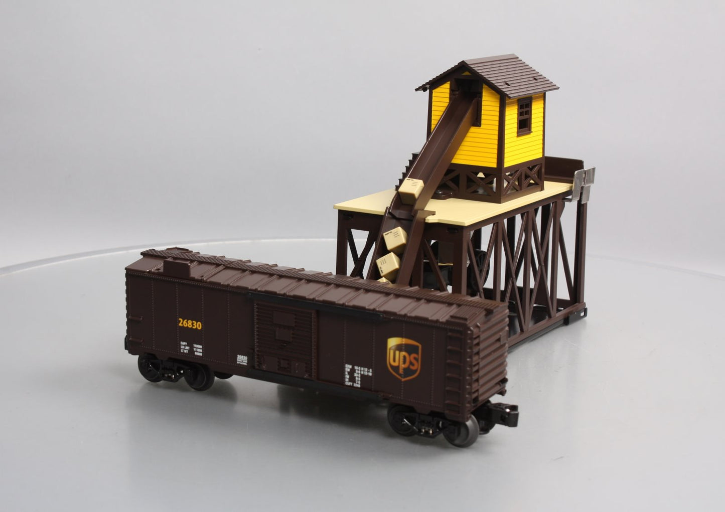 Lionel 6-34194 UPS Operating Packaging Station NIB